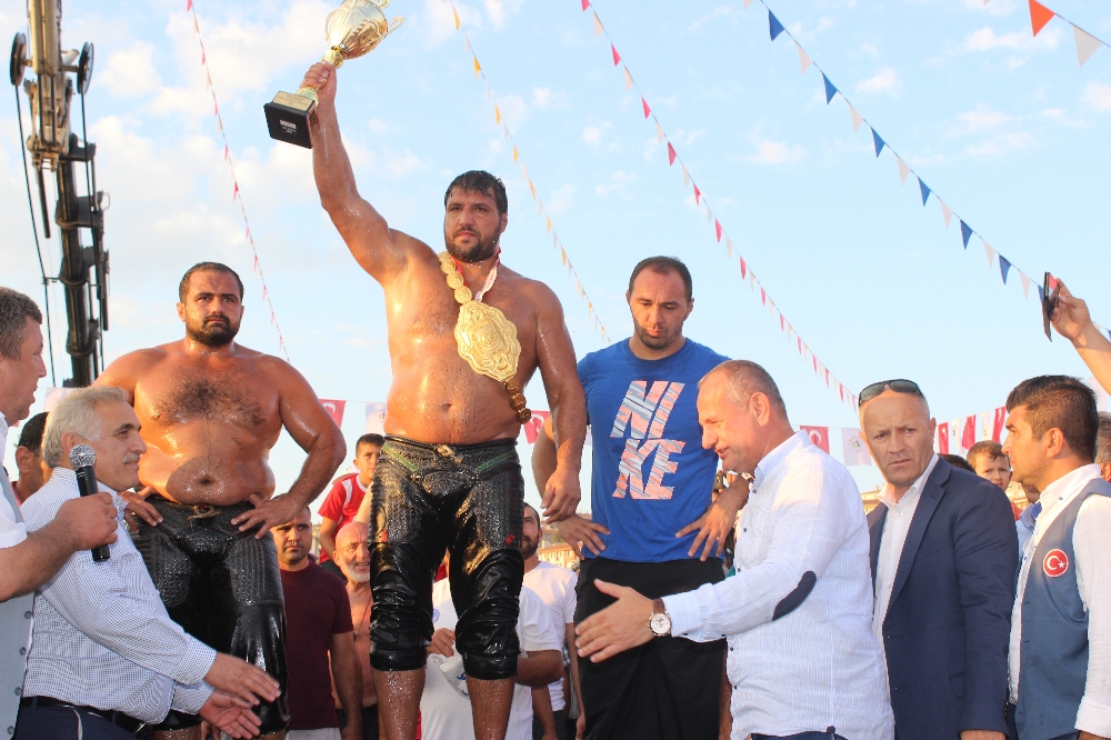 Yıllar sonra bir ilk